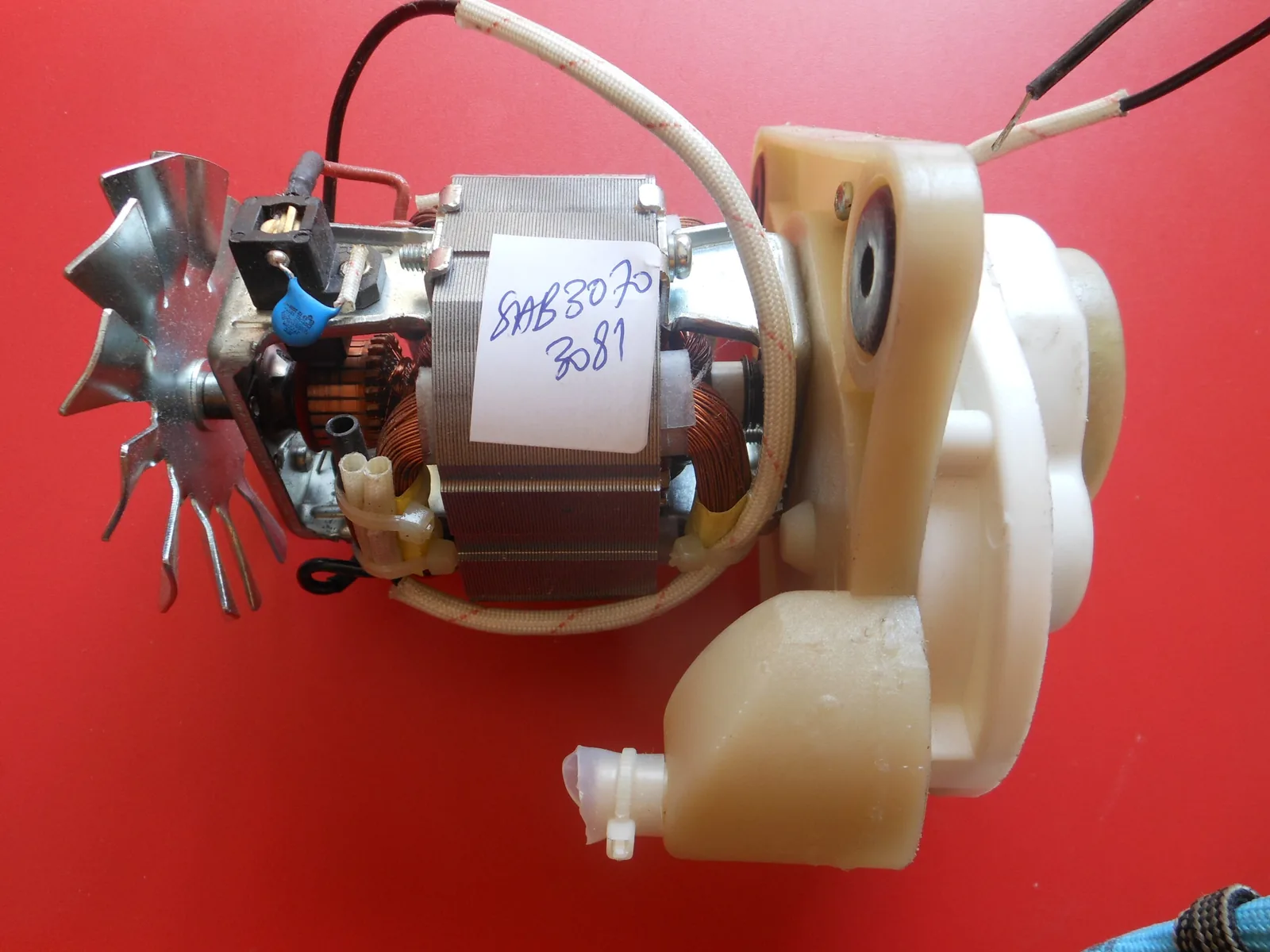 MOTEUR SHB 3081-22